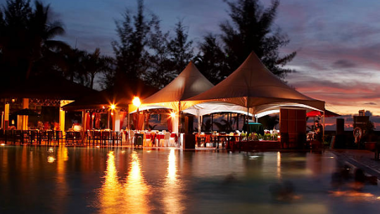 Tente de réception professionnelle : quels avantages ?