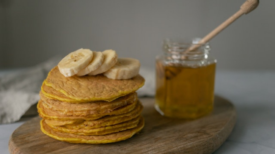Personnaliser ses pots de miel : etiquettes DIY pour une touche unique